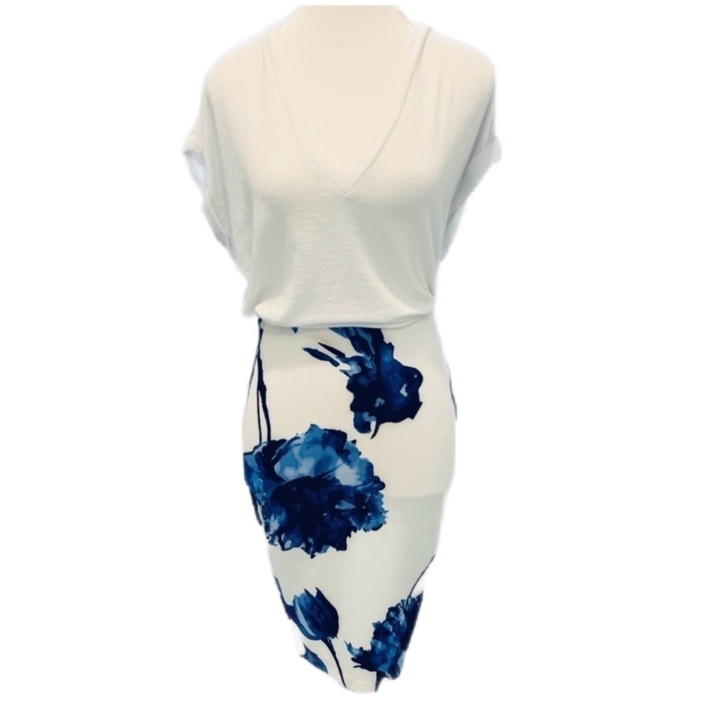 Top 10 Cottagecore Floral Midi Pencil Skirt in Blue and White Size S